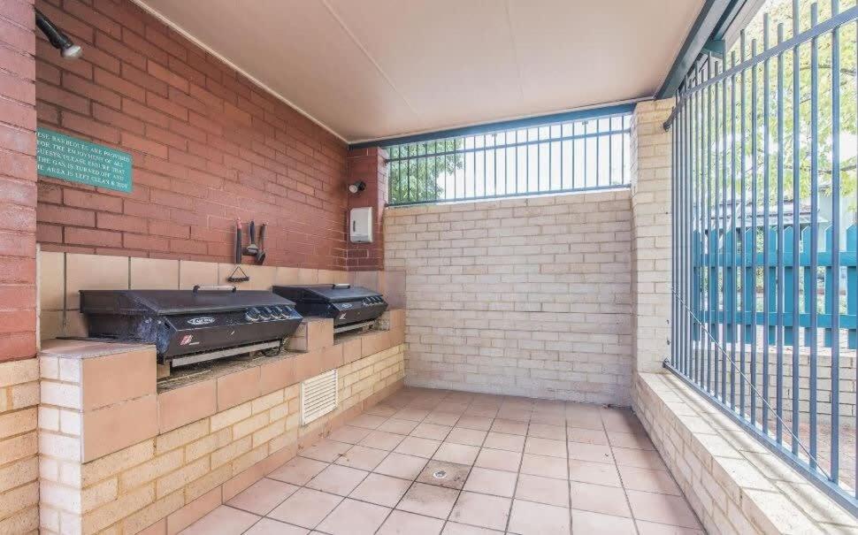 Cosy Apt In Subiaco With Free Parking Apartment Perth Exterior photo